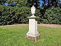 wikimedia_commons=File:Potsdam NeuerGarten-Urne 20220902 111056.jpg